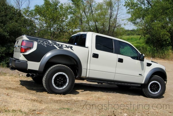 2013 Ford Raptor : Made to Have Mud on the Tires