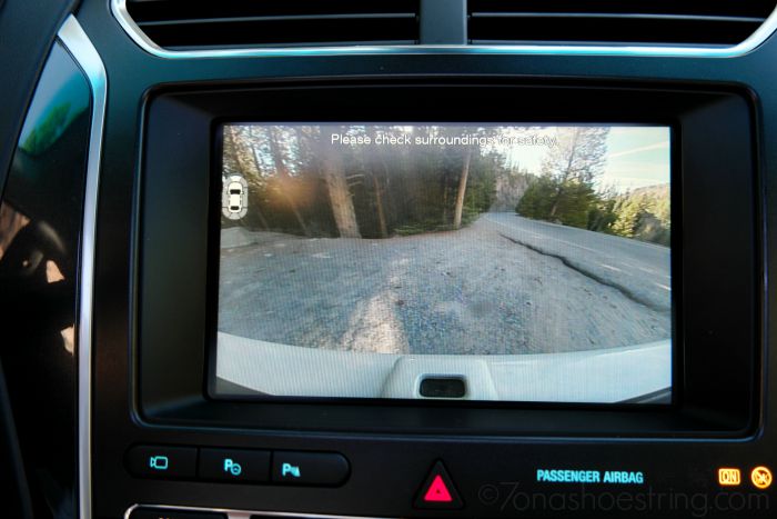 2016 Ford Explorer Platinum backup camera