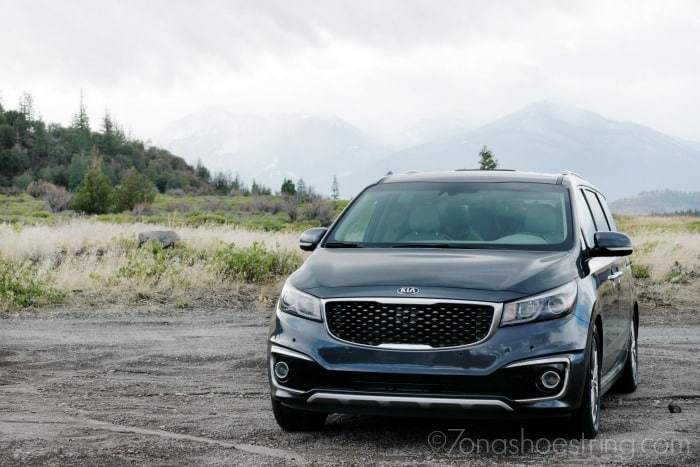 2016-Kia-Sedona-for-family-trips