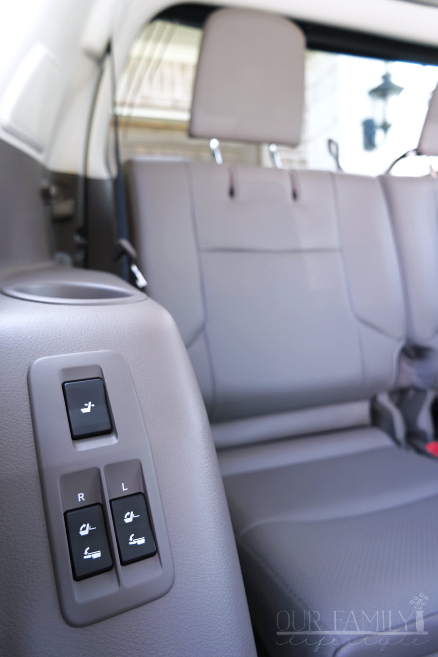 2018 Lexus GX 460 third row seats