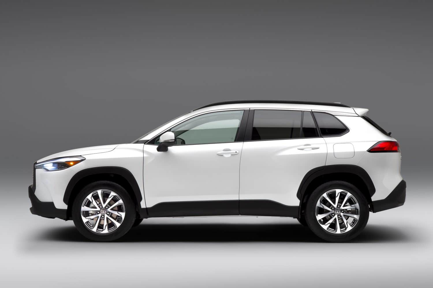 Toyota Corolla Cross Review: A Sleek and Sporty Crossover