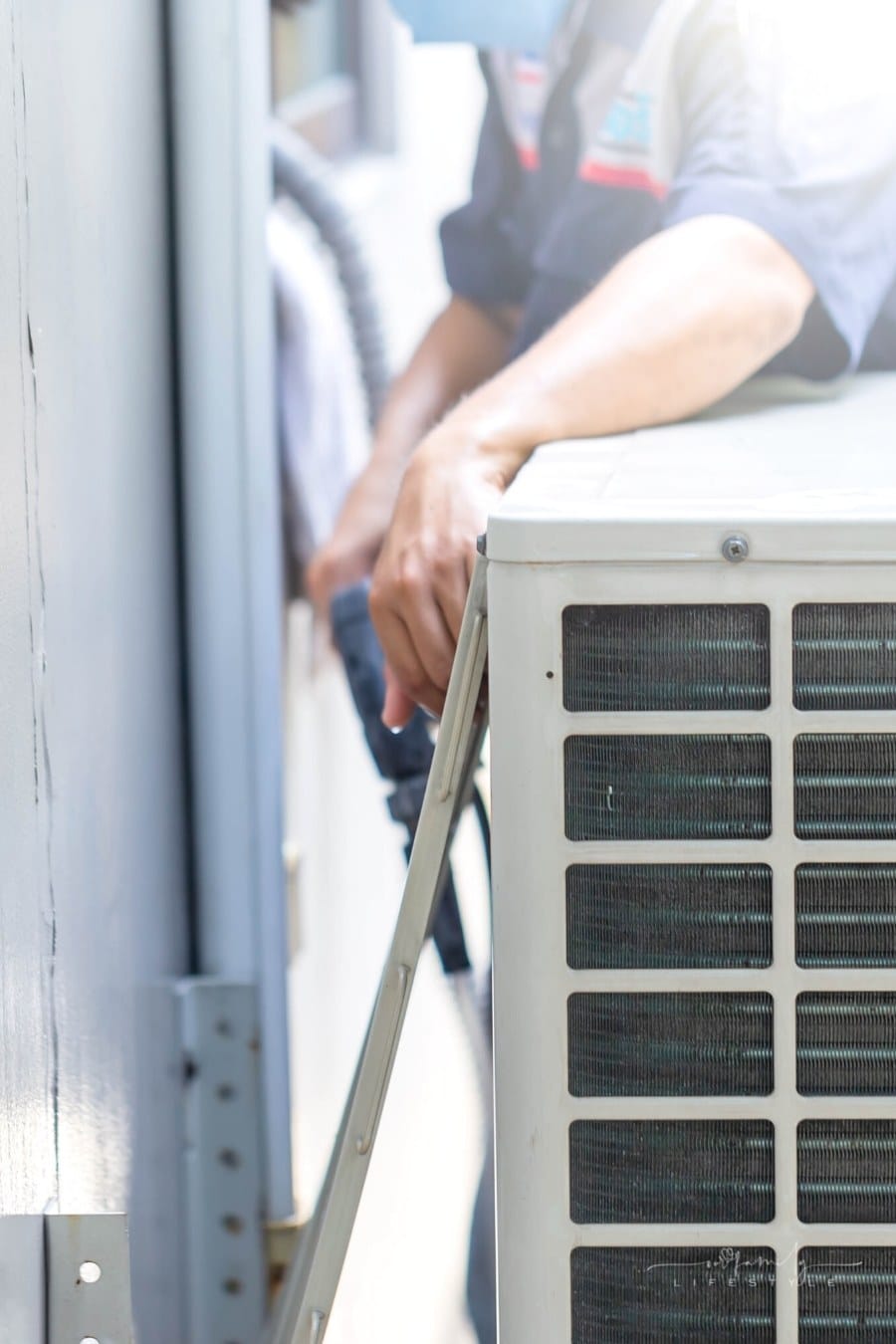 outdoor air conditioner installation