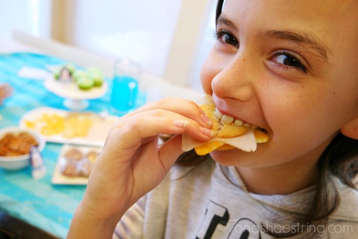 Superstellar Star Sandwiches 