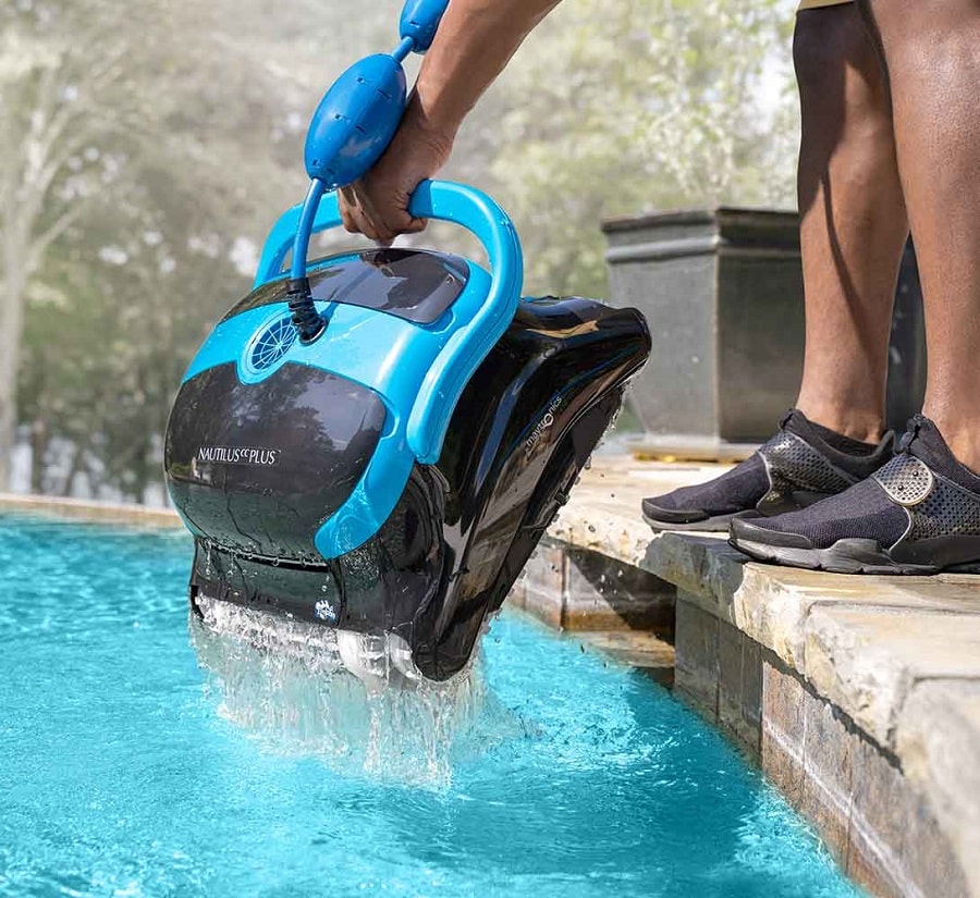 Dolphin Nautilus CC Supreme Pool Cleaner