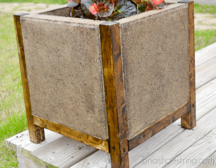 Easy DIY Concrete Paver Planter The Home Depot