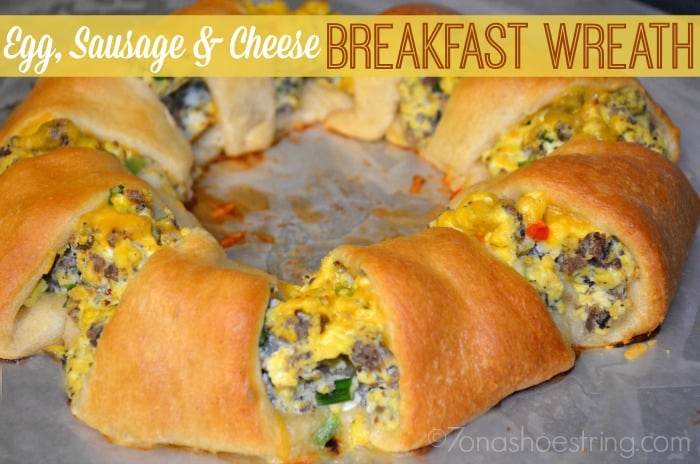 Egg, Sausage and Cheese Breakfast Wreath