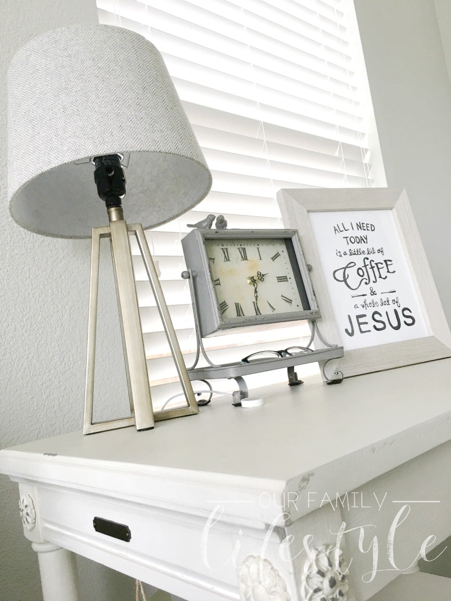 French Inspired Petite Rosette Table