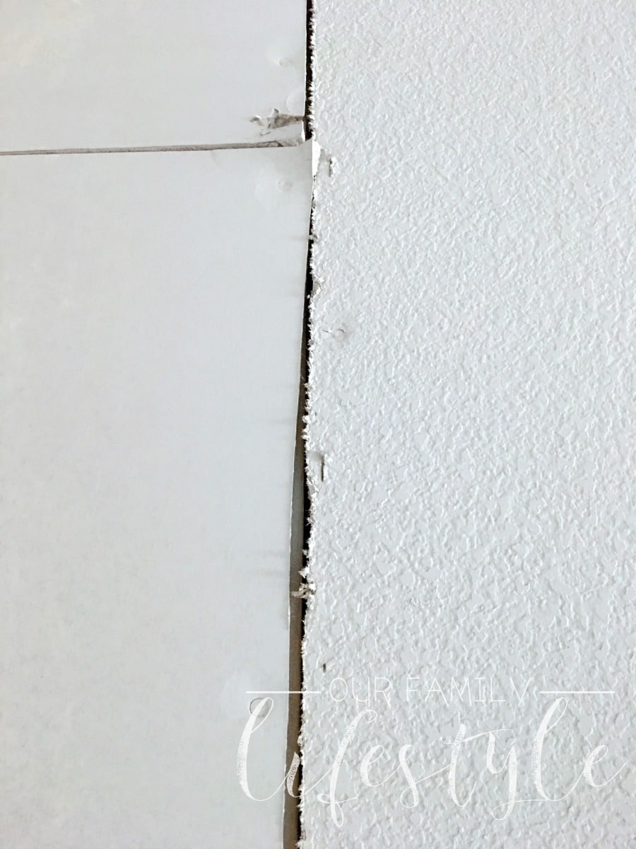 gaps in sheetrock building a house