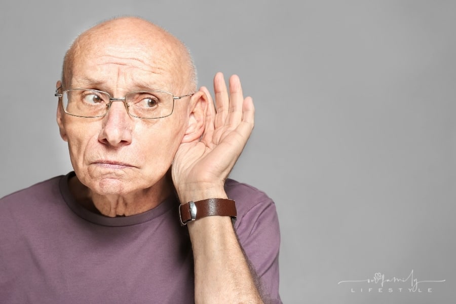 How to Help an Aging Parent Cope with Hearing Loss