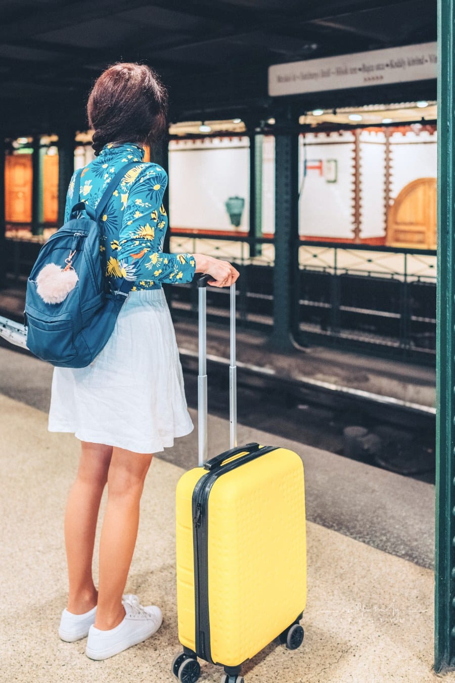 Solo traveller exploring Europe