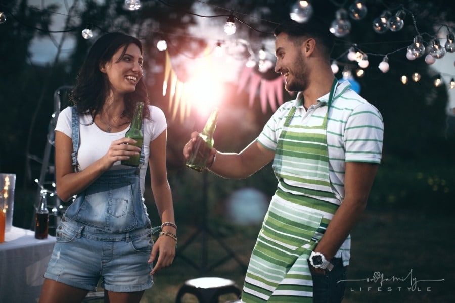 Unique Ideas To Plan a Memorable Anniversary For Your Best Friend