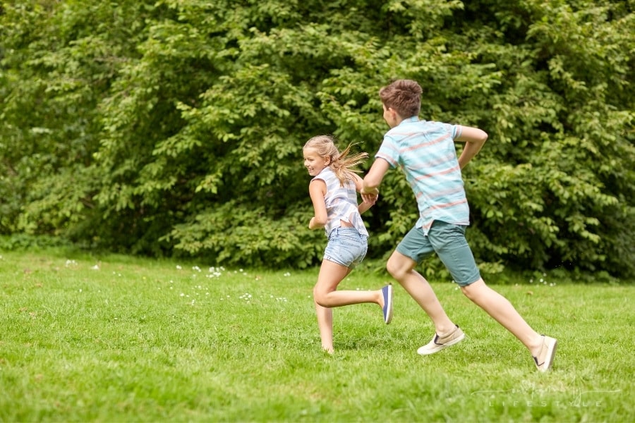 21 Outdoor Field Day Games No Equipment Needed!