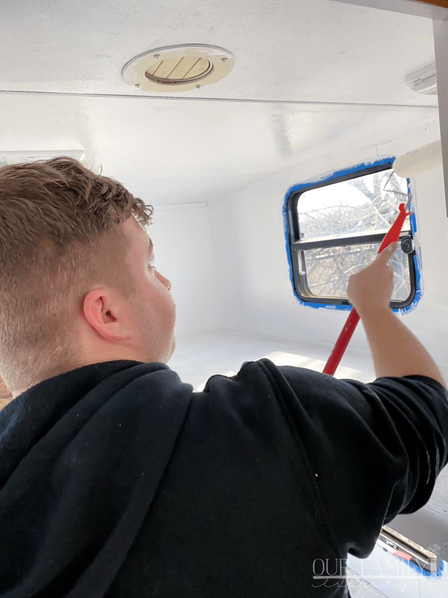 painting rv bunkhouse