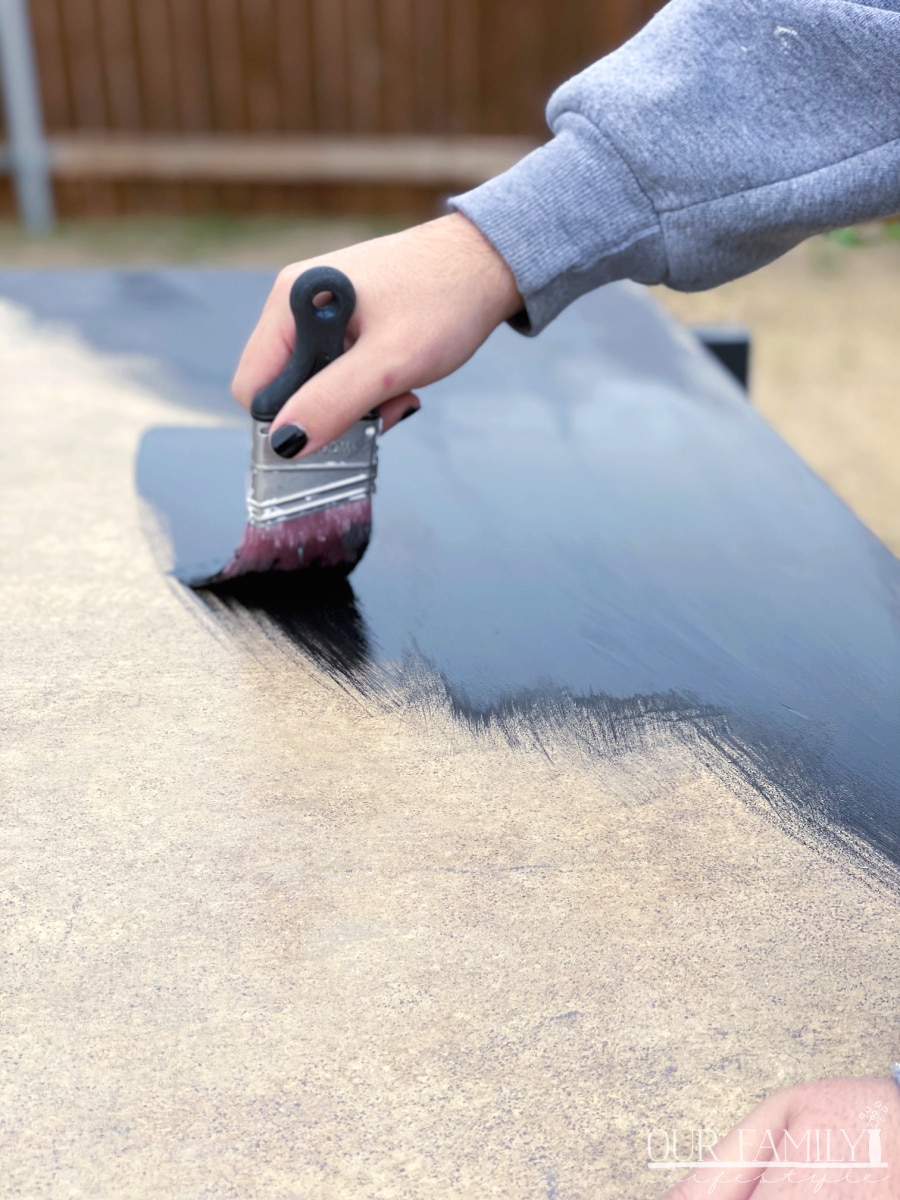 painting RV dinette table