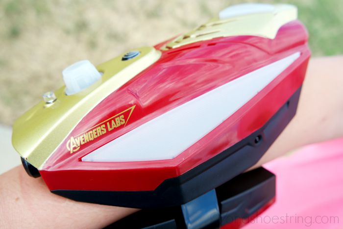 Disney's Playmation Marvel's Avengers Starter Pack