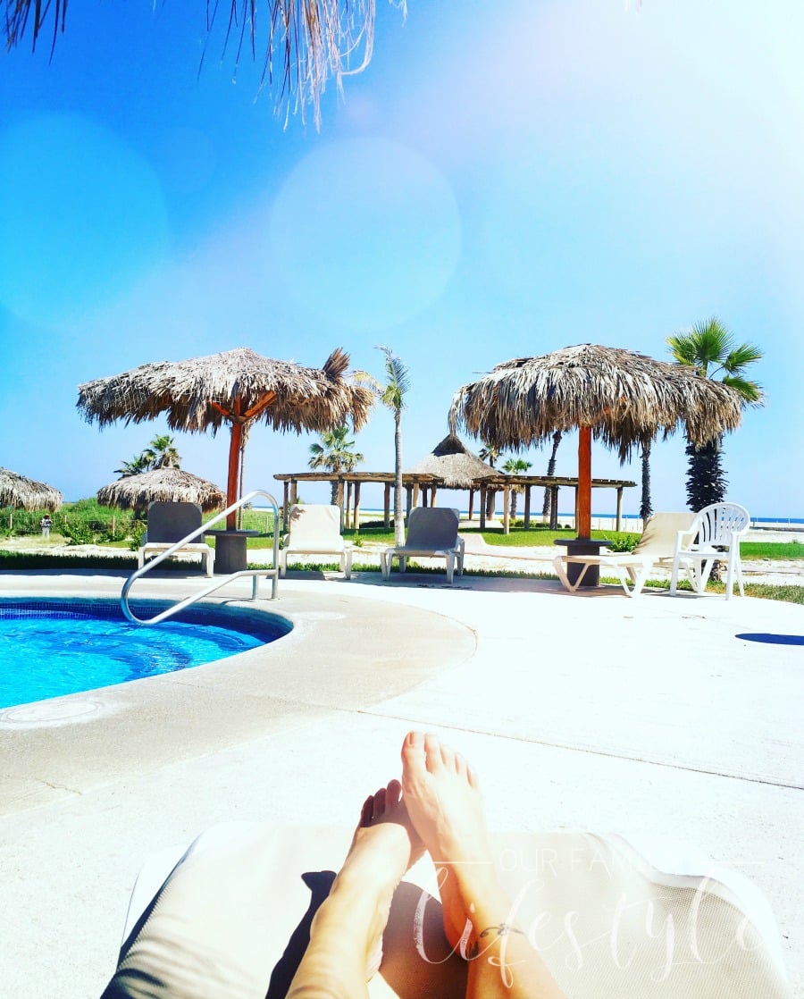 poolside at Holiday Inn Los Cabos all inclusive