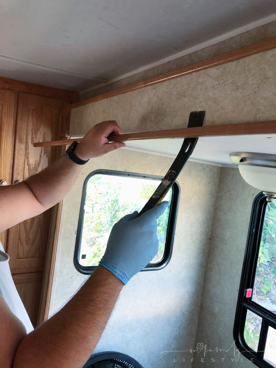 removing trim around rv travel trailer slide out