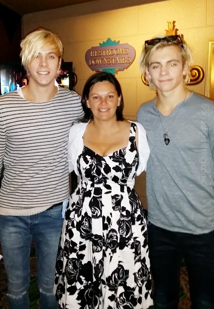 Riker and Ross Lynch - R5