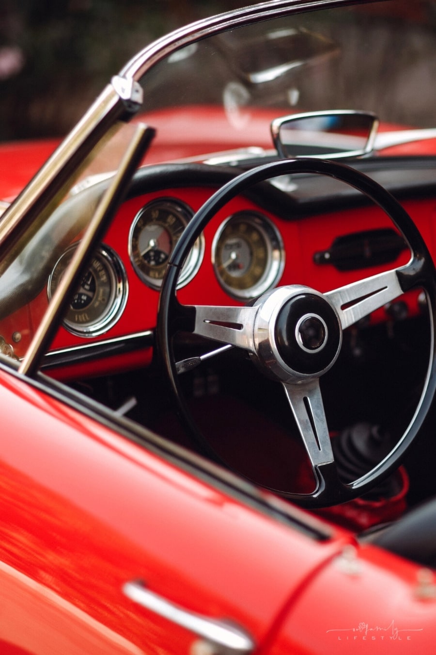 These 7 Classic Cars Are Still Worth Investing In