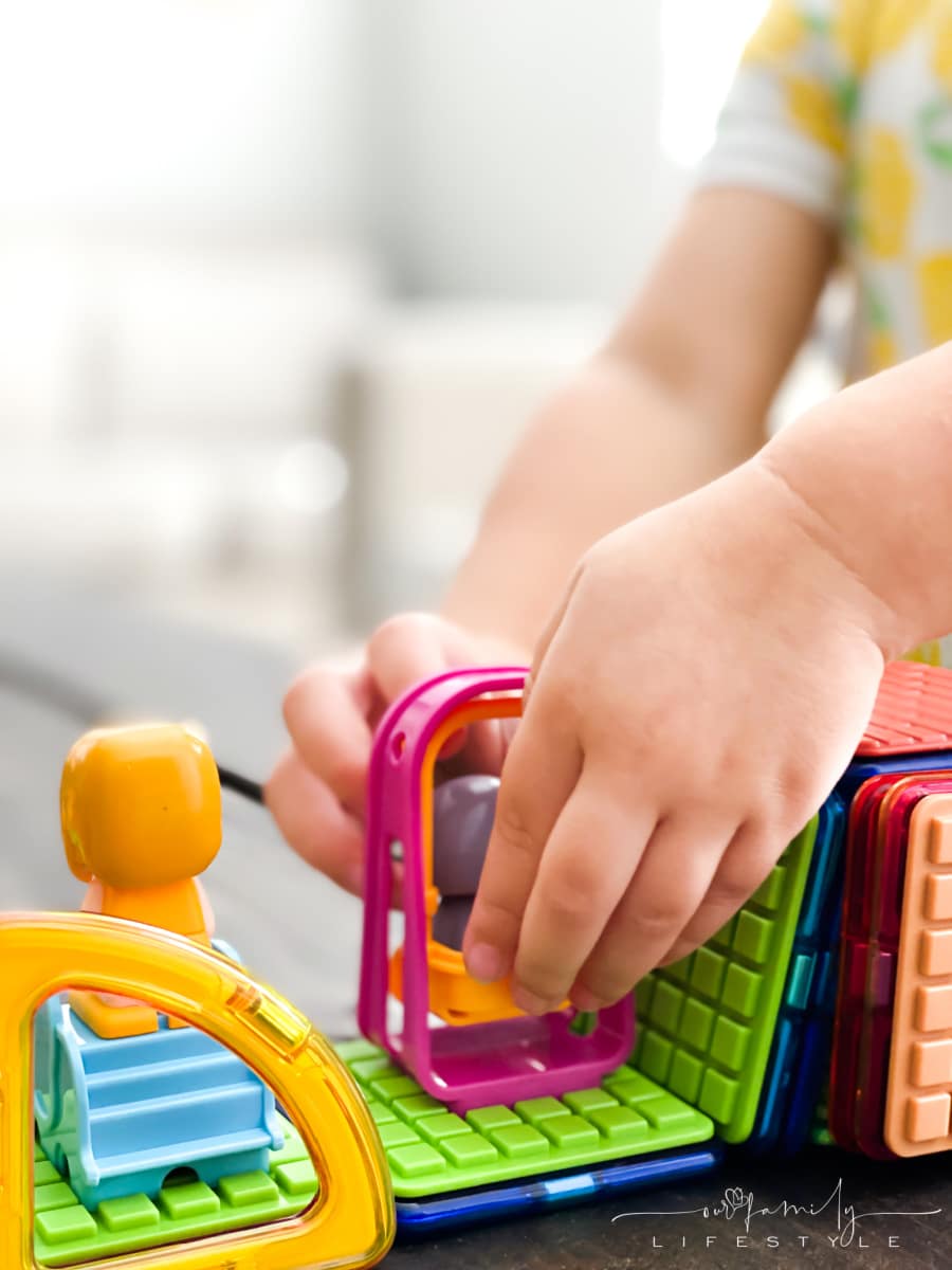 toddler fine motor skills with Magformers open-ended play set