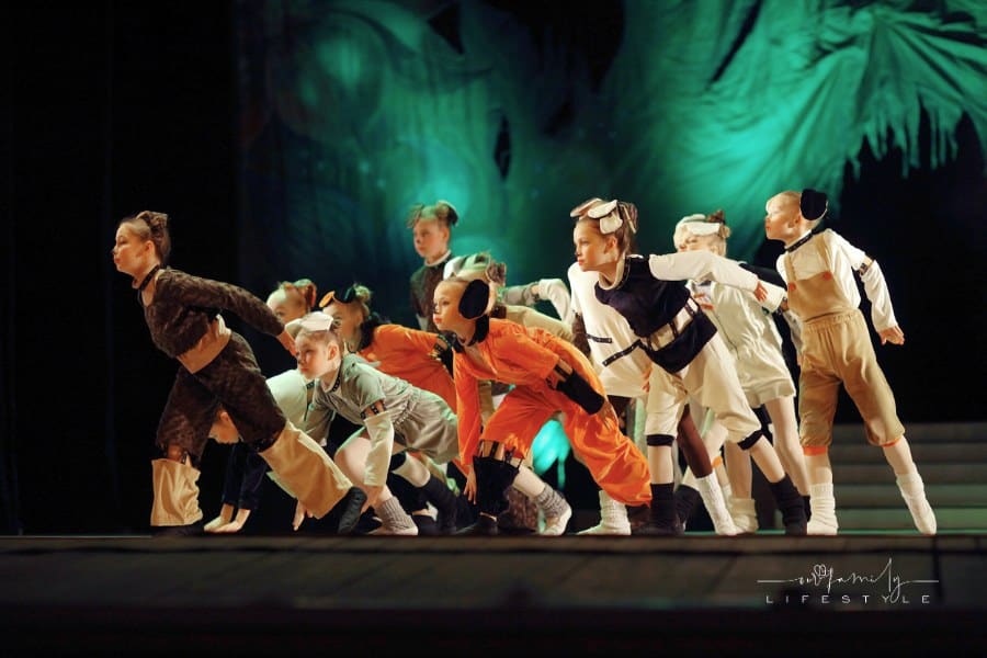 Members of the Children's Theatre