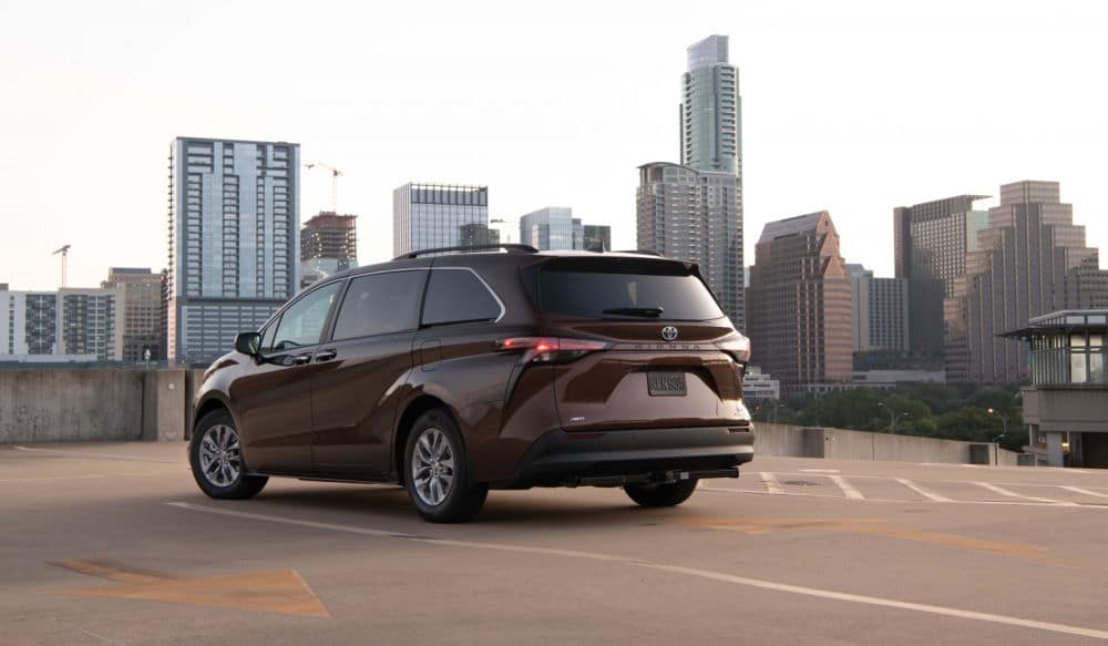 Unveiling the Best Upgrades in the 2023 Toyota Sienna Platinum