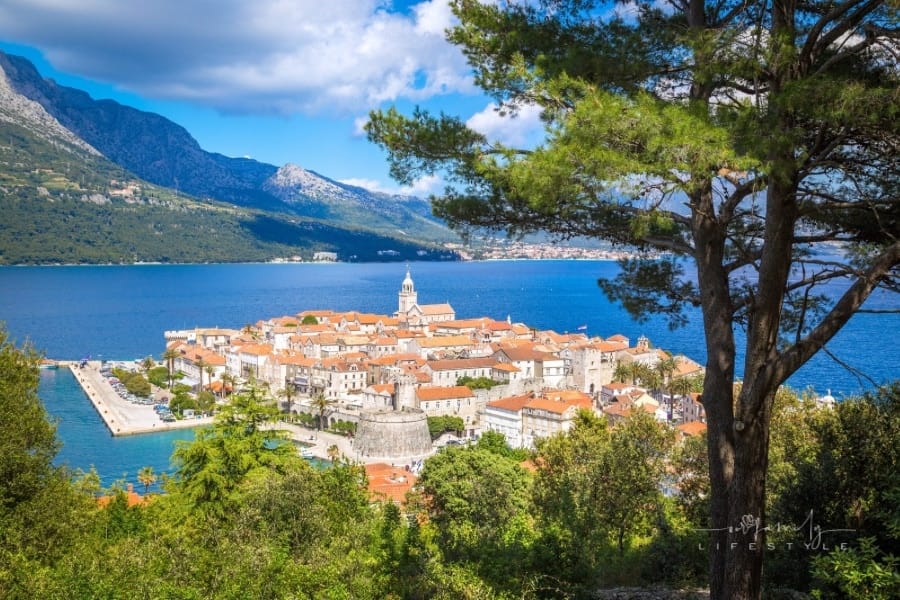 7 Easiest European Visas to Get for Americans in 2024