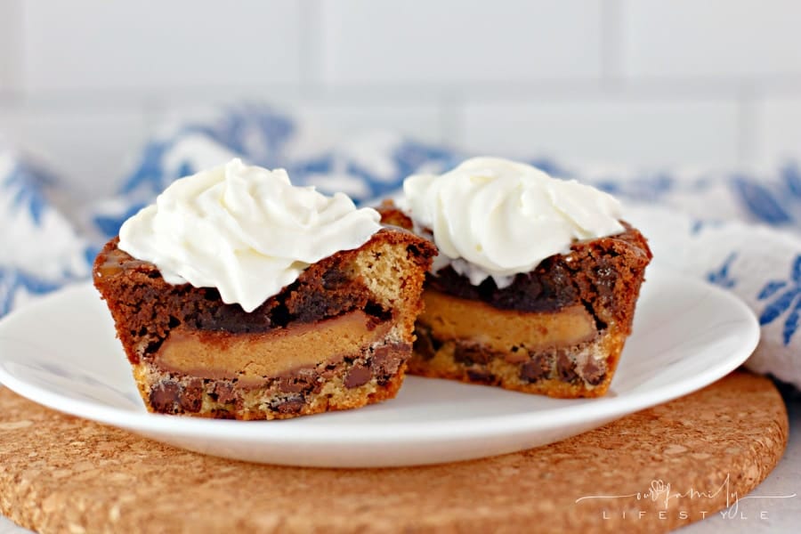 Reese's Peanut Butter Brookies // Chocolate Chip Cookies + Brownies