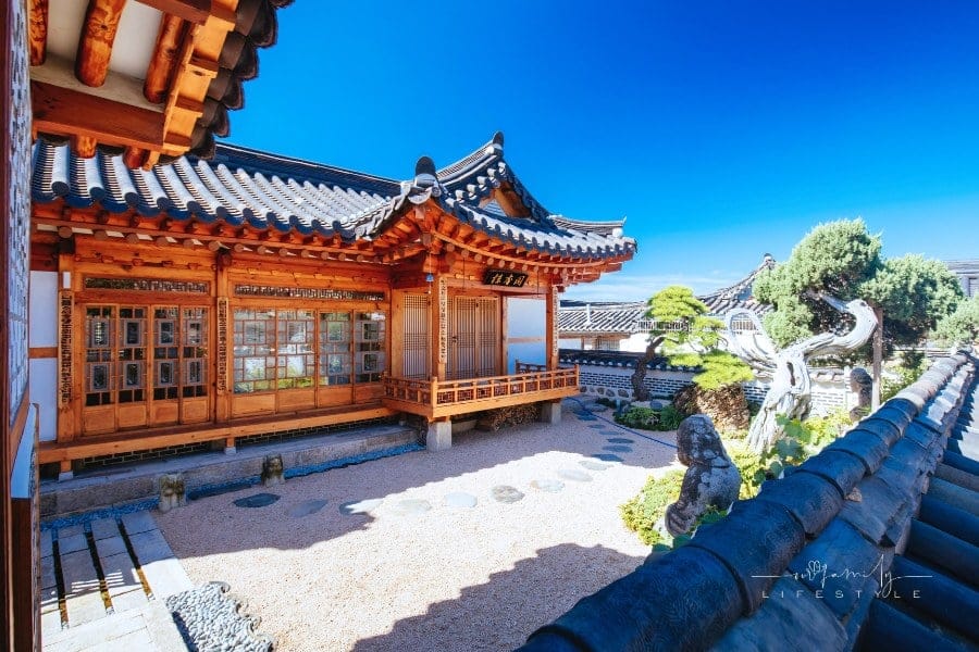 Bukchon Hanok Village is a Korean traditional village located near Gyeongbok Palace in Seoul, South Korea