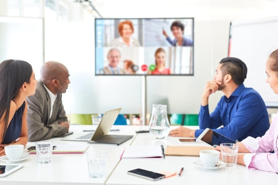 Why is Technology Becoming a Vital Part of Traditional Careers