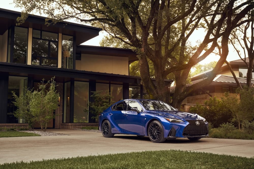 The all-new Lexus IS 500_ setting the standard for luxury.